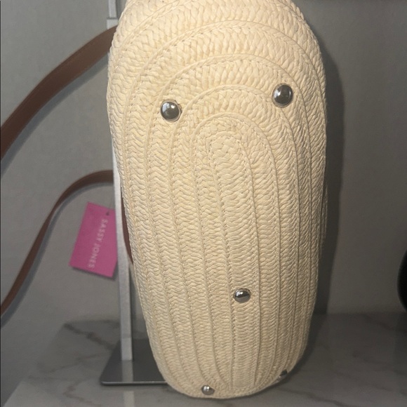 Sassy Jones Tan and Cream Tote Bag - Picture 6 of 8